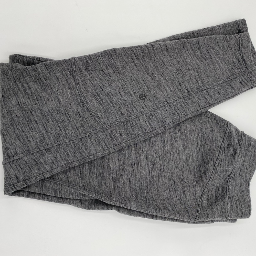 LULULEMON pants
